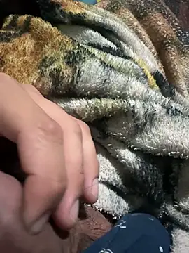 Ezequiel2310 online show from April 2, 4:43 am