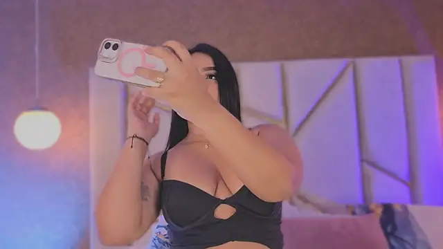 Caro Suarez online show from October 4, 12:03 pm