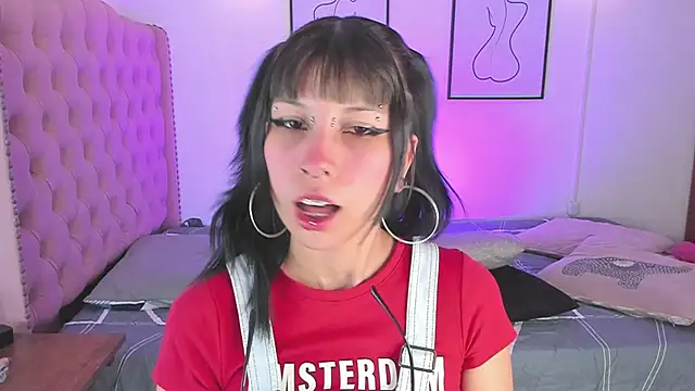 Snapshot of Rose_72 chatting on September 8, 6:40 pm Rose 72 online show from September 8, 6:40 pm