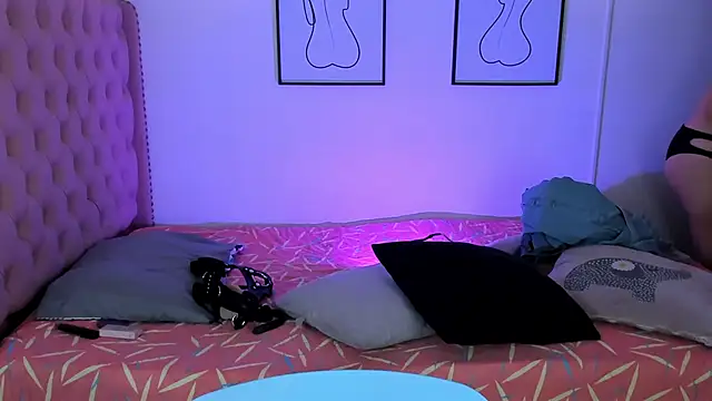 Snapshot of Rose_72 chatting on September 28, 7:08 pm Rose 72 online show from September 28, 7:08 pm