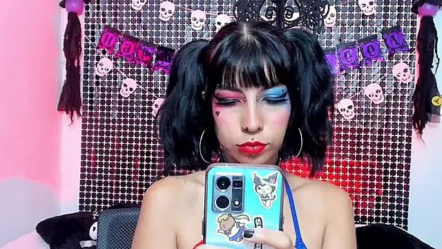 Snapshot of Rose_72 chatting on October 12, 7:35 pm Rose 72 online show from October 12, 7:35 pm