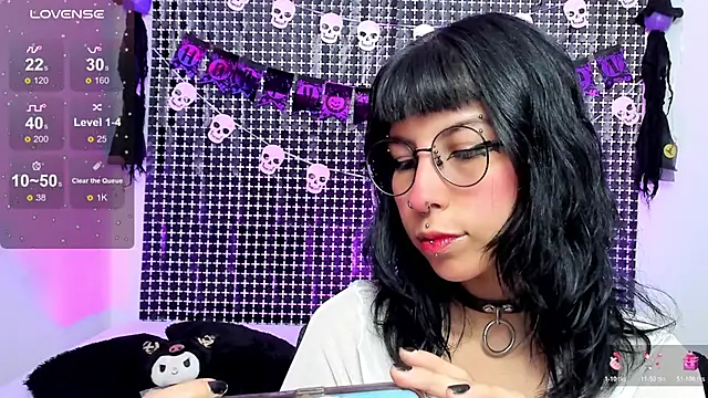 Snapshot of Rose_72 chatting on October 23, 7:34 pm Rose 72 online show from October 23, 7:34 pm