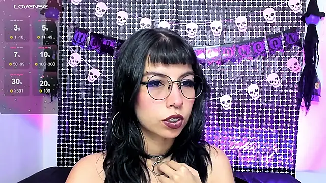 Snapshot of Rose_72 chatting on November 3, 5:36 pm Rose 72 online show from November 3, 5:36 pm