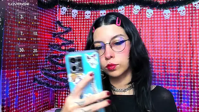 Rose 72 online show from December 3, 7:34 pm