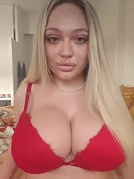 Snapshot of misstitmouseofficial chatting on October 18, 12:50 pm misstitmouseofficial online show from October 18, 12:50 pm