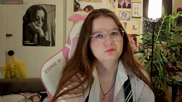 Sienna-Cow online show from October 24, 12:56 pm