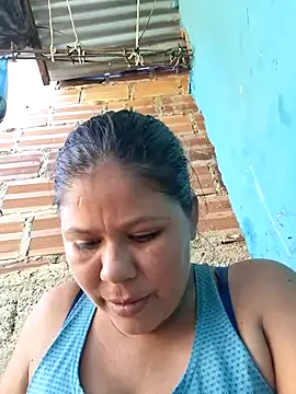 hotmom33 online show from October 26, 3:18 pm