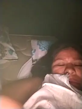 hotmom33 online show from December 14, 12:32 pm