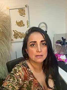 hotadhara01 online show from December 14, 3:01 am