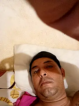 Snapshot of 125Delfin90 chatting on October 13, 12:54 am 125Delfin90 online show from October 13, 12:54 am