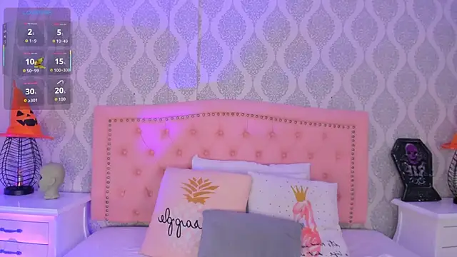 OnlyGia online show from October 30, 7:47 pm