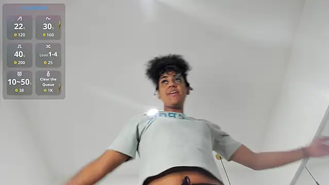 Snapshot of OnlyGia chatting on February 18, 3:46 am OnlyGia online show from February 18, 3:46 am