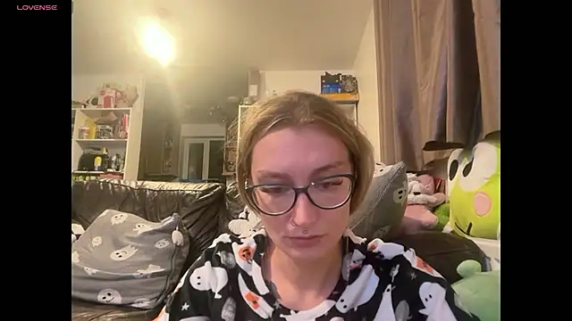 Snapshot of harleyblair chatting on October 30, 11:16 pm harleyblair online show from October 30, 11:16 pm