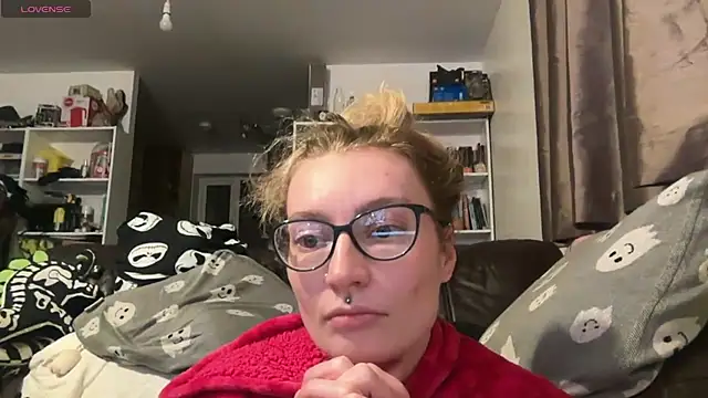 harleyblair online show from January 6, 11:07 pm