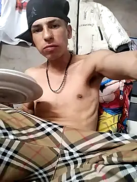 Tussi-amor online show from February 7, 6:44 pm