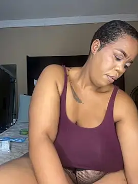 THICKBUNNYCHICKxxx online show from September 28, 7:41 pm