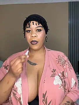 THICKBUNNYCHICKxxx online show from July 30, 7:35 pm