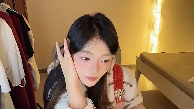 Snapshot of Robin-o3 chatting on October 17, 4:31 pm Robin-o3 online show from October 17, 4:31 pm