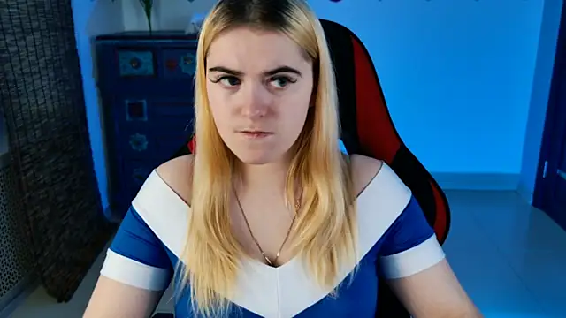 Stef Nicks online show from October 23, 9:08 am