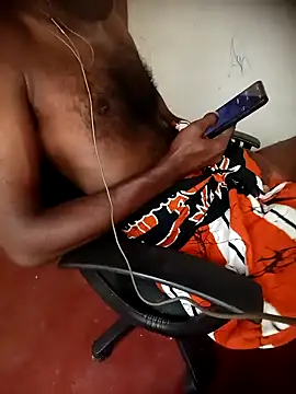 Dhanu9712 online show from November 2, 3:53 am