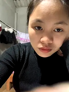 Snapshot of NhuFox chatting on November 3, 1:40 am NhuFox online show from November 3, 1:40 am