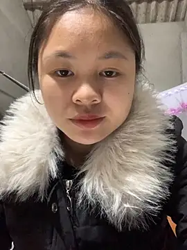 Snapshot of NhuFox chatting on November 12, 2:56 am NhuFox online show from November 12, 2:56 am