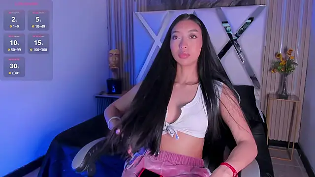 Sussyrosse  online show from April 7, 9:59 pm