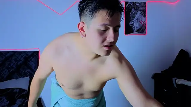 Ryan Doretti online show from February 14, 9:33 pm