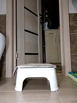 N i k o l a u online show from July 19, 2:54 pm