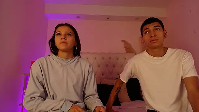 AmelieAndAce online show from November 3, 12:28 pm