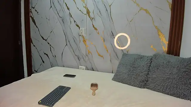 NinaVelasco online show from September 14, 2:38 pm