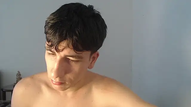 younewmaster online show from October 1, 6:03 pm