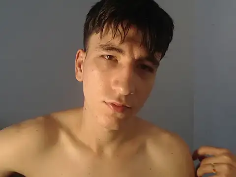 younewmaster online show from November 6, 4:30 pm