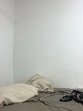 johanageminis online show from October 4, 11:25 pm