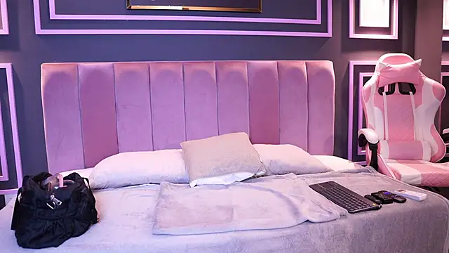 Selene Monroe online show from September 15, 6:52 pm