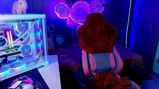 Snapshot of Allison_GAMERS chatting on September 23, 9:40 pm Allison GAMERS online show from September 23, 9:40 pm