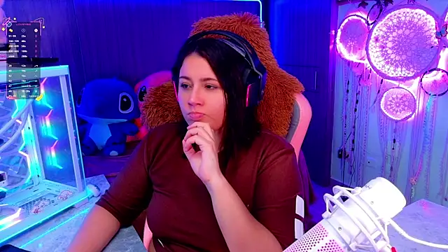 Snapshot of Allison_GAMERS chatting on October 7, 6:16 pm Allison GAMERS online show from October 7, 6:16 pm