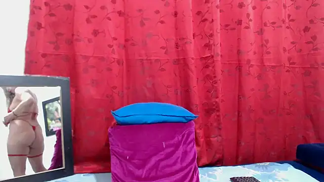 Sexysquirtmommy online show from June 23, 10:30 pm