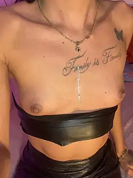 Lady Dirty444 online show from September 28, 9:42 pm