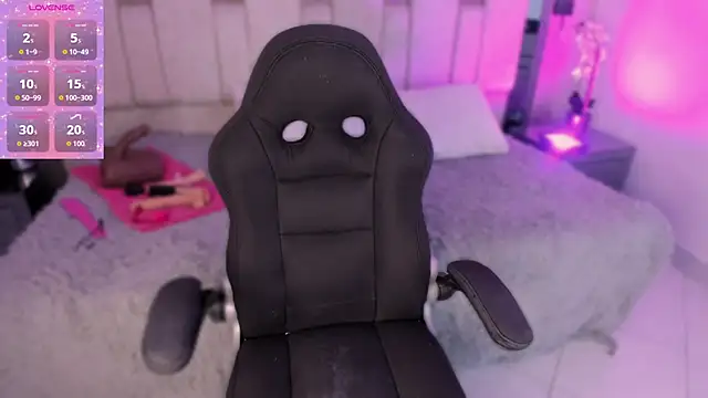 Samarafernandez online show from September 22, 1:29 am