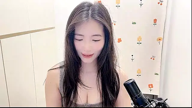 Rosalind xixi online show from September 25, 1:26 pm