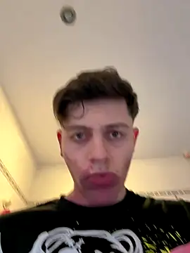 AmMadness online show from December 18, 10:43 am