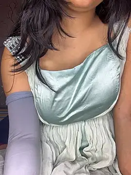 Cute-Samayra online show from June 2, 6:43 pm