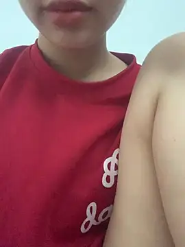 Nguyenha11 online show from September 22, 8:38 am