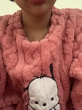 Nguyenha11 online show from December 15, 8:07 am