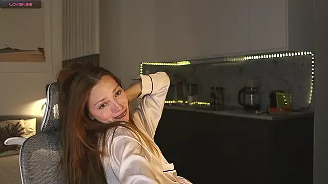 soguesswhat online show from February 9, 1:37 pm