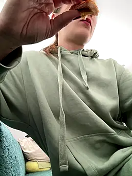 Snapshot of IsabellaEtha chatting on September 29, 10:42 am IsabellaEtha online show from September 29, 10:42 am