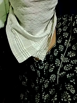 Snapshot of indumathi123 chatting on March 18, 6:00 pm indumathi123 online show from March 18, 6:00 pm