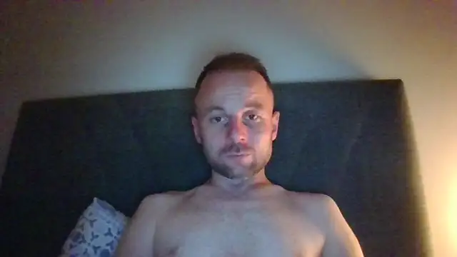 Snapshot of isimsizsikicii chatting on June 27, 8:58 pm isimsizsikicii online show from June 27, 8:58 pm