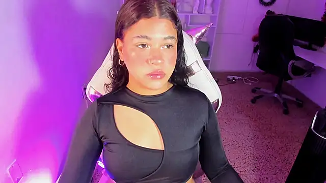 Snapshot of Ivy_nt chatting on December 4, 12:47 pm Ivy nt online show from December 4, 12:47 pm